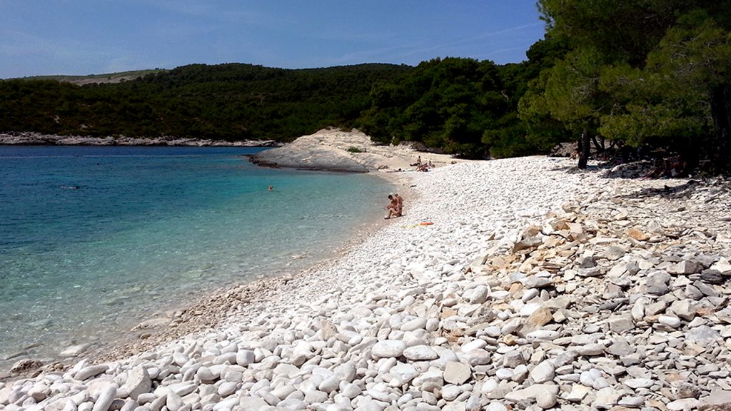 Najlepše plaže na otoku Vis - Gremo na off